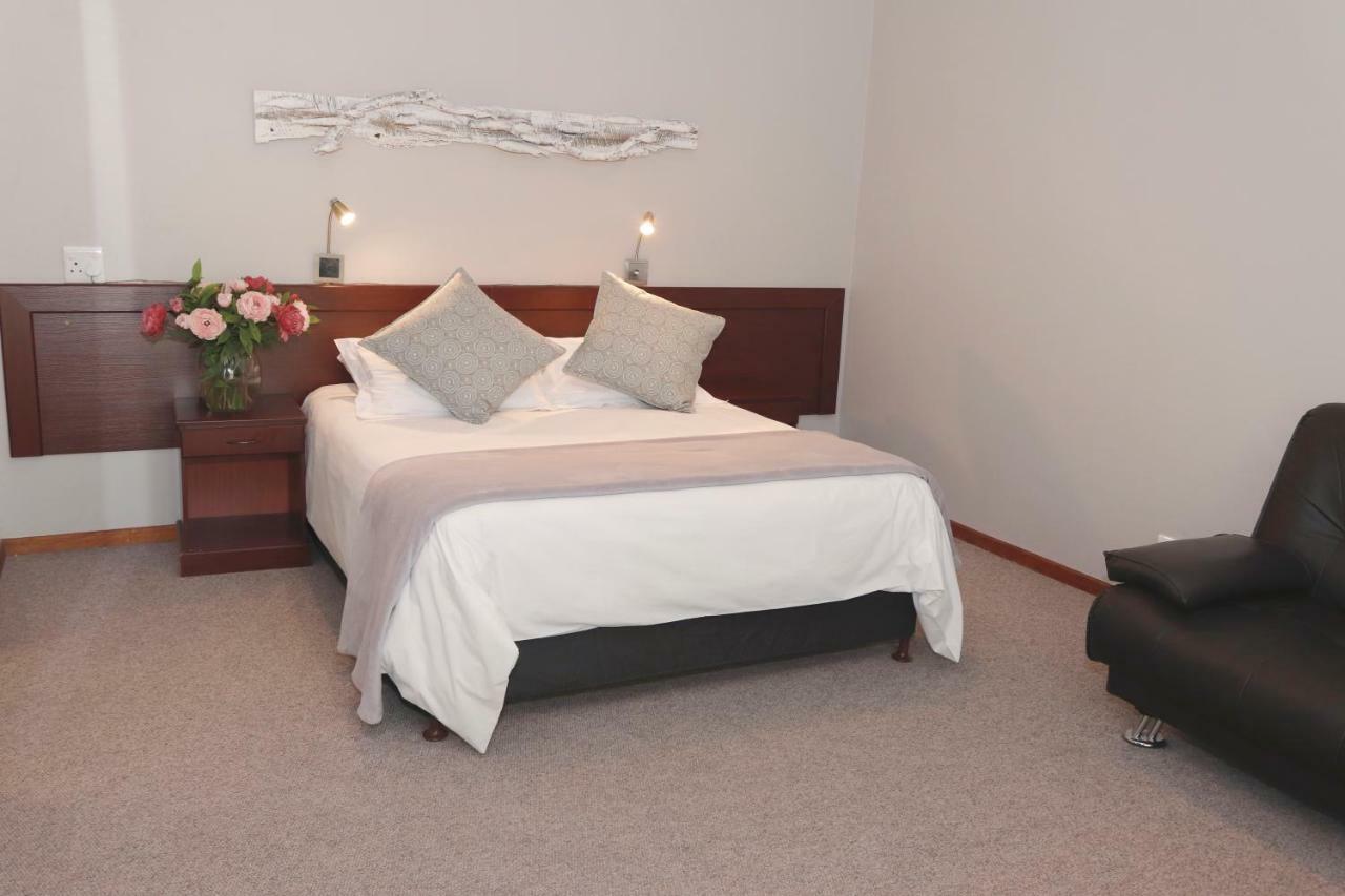 The Village Guesthouse Ceres Εξωτερικό φωτογραφία